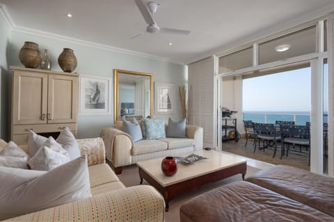 Balcony/Terrace, Living room, Sea view