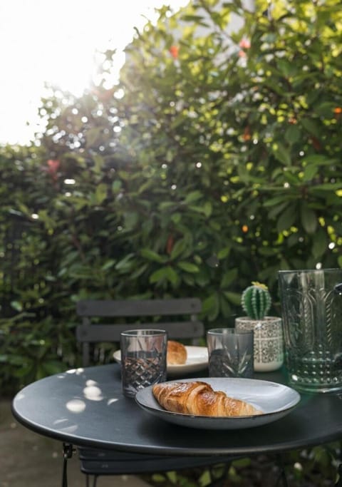 Patio, Summer, Sunrise