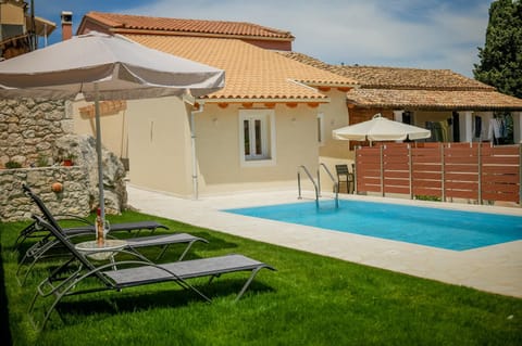 Property building, sunbed