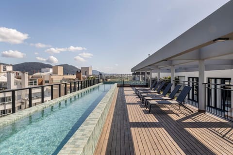 Pool view, Swimming pool