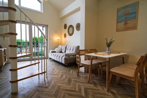 Bed, Living room, Seating area