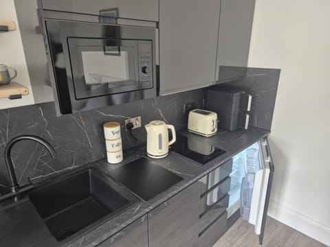 Coffee/tea facilities, Kitchen or kitchenette, toaster