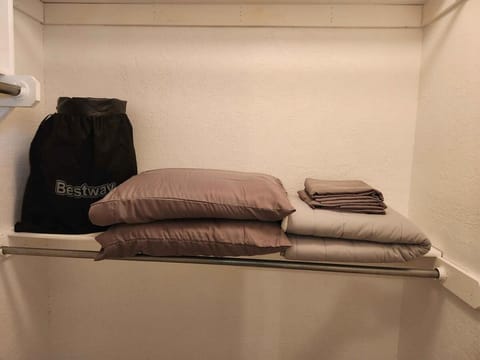 Cozy Retreat Family Pet Friendly Near Ft Sill House in Lawton