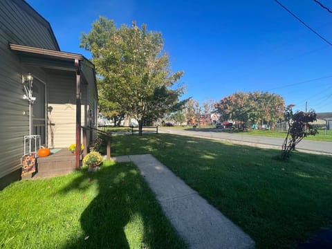 Property building, Day, Neighbourhood, Street view