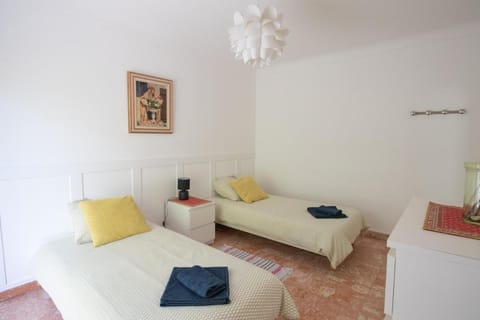 Appartement avec vue panoramique sur mer et montagne Apartment in Menton