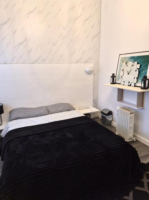 Stylish Private Flat Close to Manchester City Centre! Apartment in Prestwich