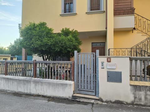 Casa Rosy Apartment in Tarquinia