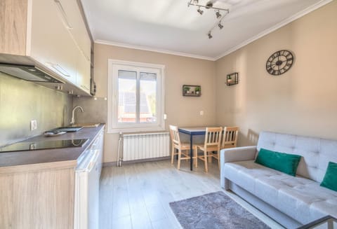 Kitchen or kitchenette, Living room, Dining area