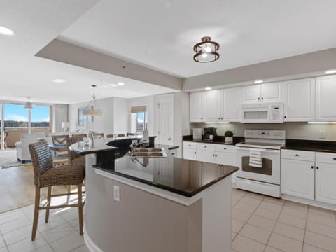 Yacht Club Villas #2-705 House in North Myrtle Beach