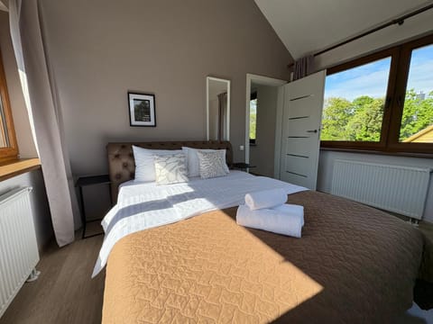 Stylish & Sunny Stay - Near Palanga Concert Hall - No 21 Apartment in Palanga