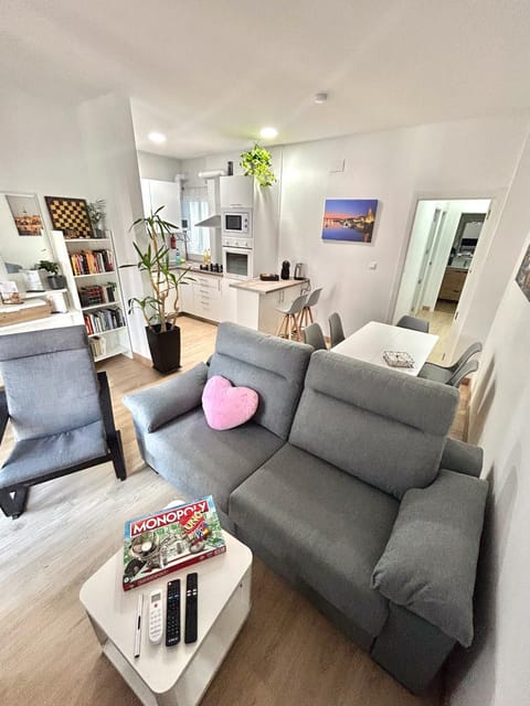 Library, Living room, Seating area