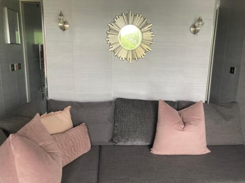 The Boatyard Glamping Lodges-Birchwood & Fairline Lodges House in Leitrim, Co. Leitrim, Ireland