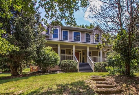 Property building, Spring, Day, Garden view