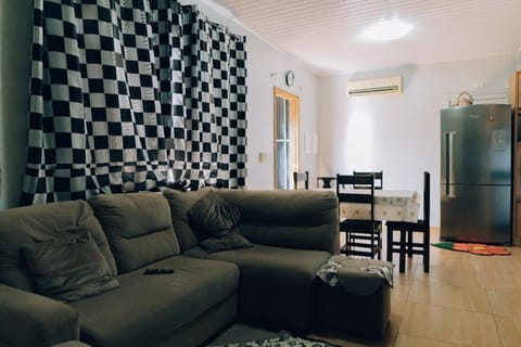 Living room, Seating area, Dining area, air conditioner