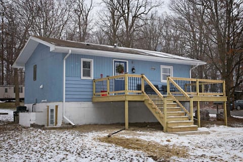 Blue Bungalow House in Keuka Lake