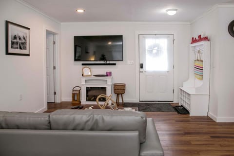 Blue Bungalow House in Keuka Lake