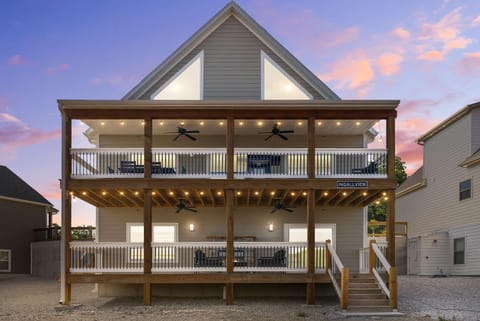 Ingallview at Branson Cove Indoor Pool House in Ridgedale