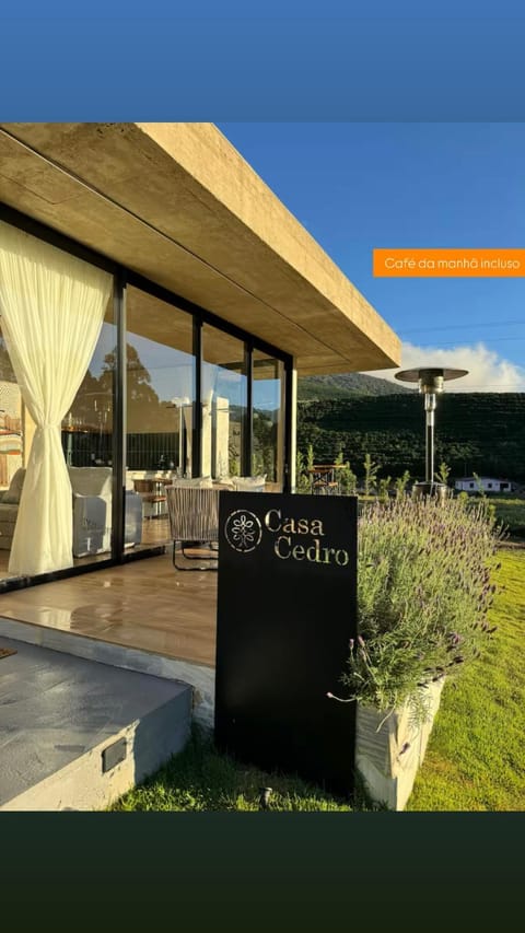 Patio, Day, Garden, Garden view