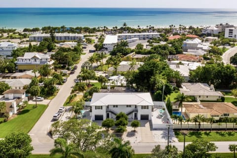 Lido Dream Combined Duplex Both N & S House in Lido Key