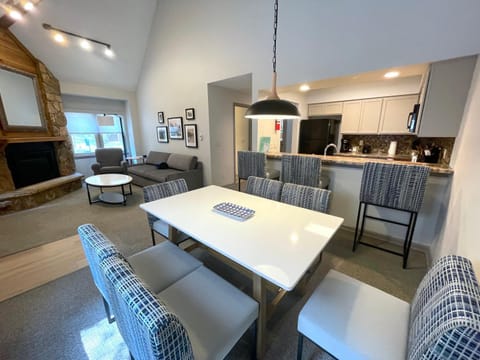 Living room, Dining area, fireplace, kitchen