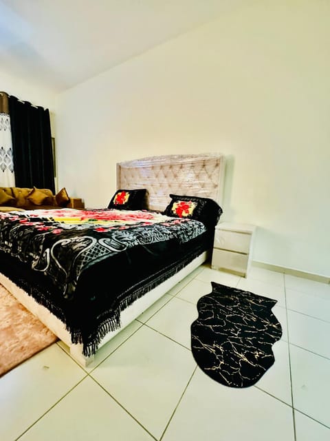 Cozy Beachfront Stay in Luxury Studio Apartment in Ajman