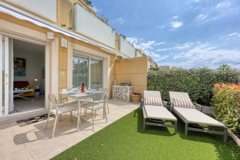 Balcony/Terrace, Dining area