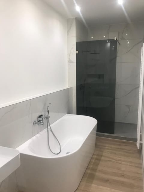 Shower, Bathroom, Bath