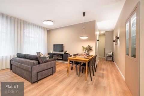 TV and multimedia, Living room, Dining area