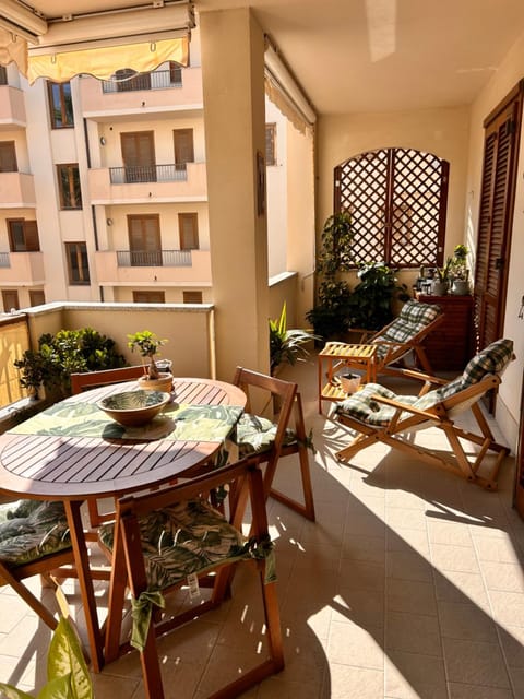 Patio, View (from property/room), Balcony/Terrace, Dining area