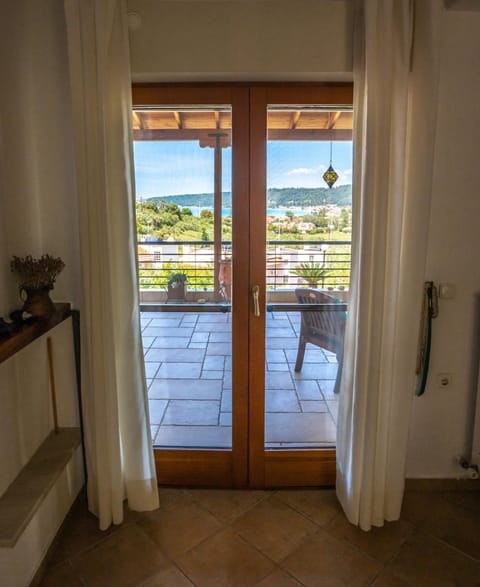 View (from property/room), Balcony/Terrace, Sea view