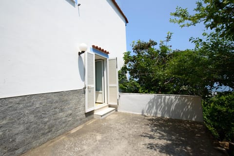 Panorama Carmelina Apartment in Ischia