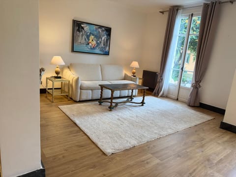 Magnifique studio entier avec terrasse Saint Jean Cap Ferrat Apartment in Saint-Jean-Cap-Ferrat