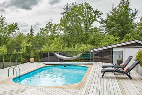 Natural landscape, Garden view, Pool view, Swimming pool, Swimming pool, sunbed