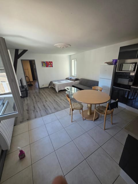 Appartement 1 chambre n13 Apartment in Moulins