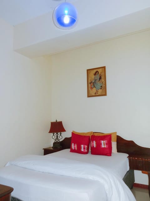 Ngena Sleep and Go Goodwood Hotel in Cape Town