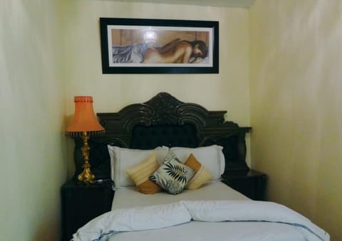 Ngena Sleep and Go Goodwood Hotel in Cape Town