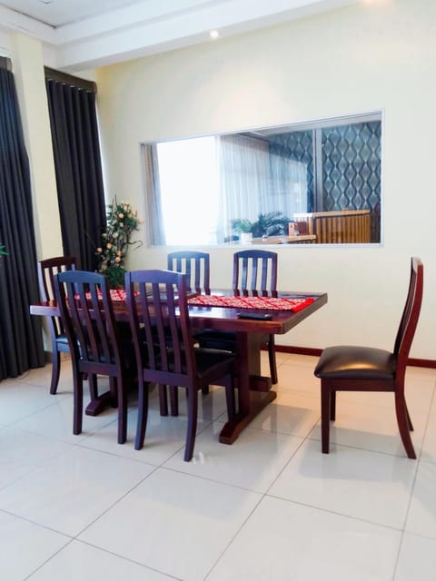 Ngena Sleep and Go Goodwood Hotel in Cape Town