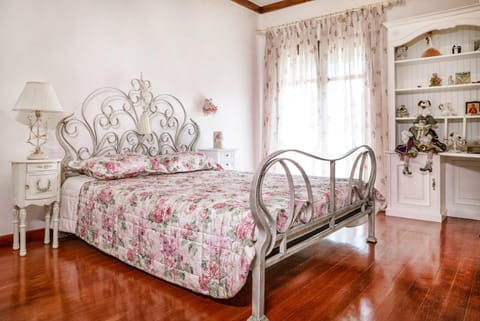 Luxurious Seafront Villa in Pefkohori Villa in Halkidiki