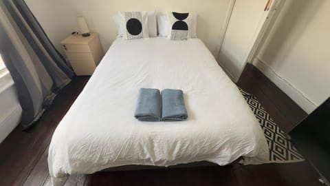 Comfortable room 1 Vacation rental in Bristol