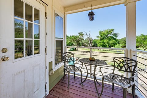 6 Mi to Topsey Exotic Ranch Retreat on 12 Acres! House in Rio Grande