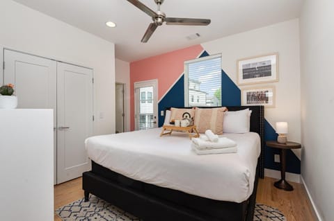 Citrine-Private Patio & Balcony-Near Germantown House in East Nashville