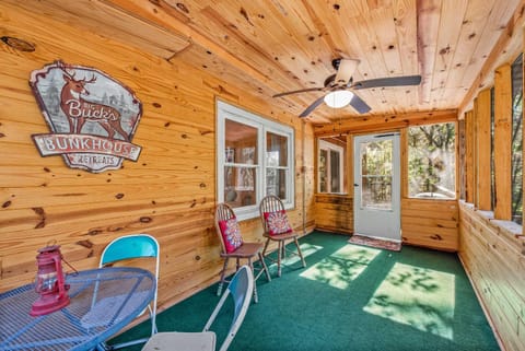 Downtown Mentone - Baileys Bungalow House in Mentone