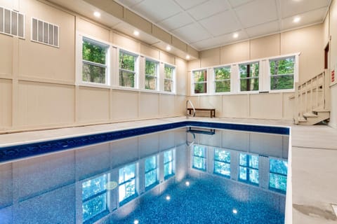 Wink Bear Lodge by Venture Smoky Mountains House in Gatlinburg