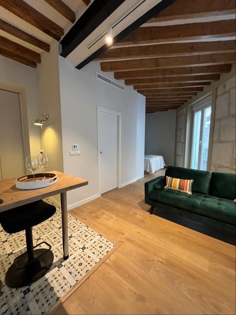 Bed, Living room, Seating area