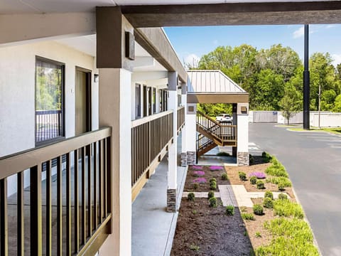 Farragut Inn & Suites Hotel in Farragut