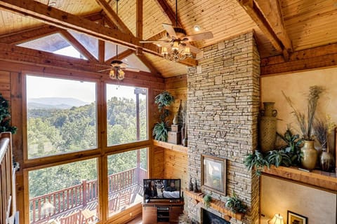 Heavens Hidden View by Venture Smoky Mountains House in Pigeon Forge