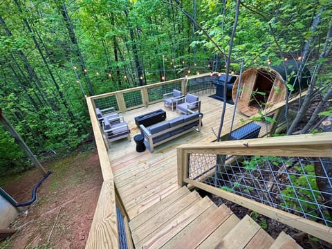 Hideaway Cabin by Venture Smoky Mountains Cabin in Pigeon Forge