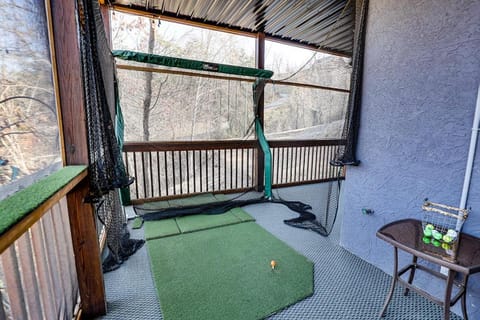 Lakeview Lodge by Venture Smoky Mountains House in Douglas Lake