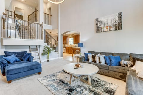 Pet-Friendly Home with Patio and Yard in Rosharon House in Pearland