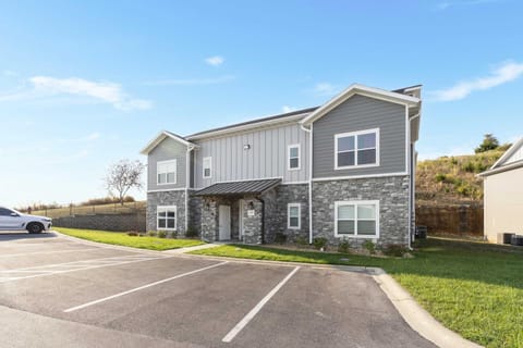 Branson's Like Home Hideaway House in Branson